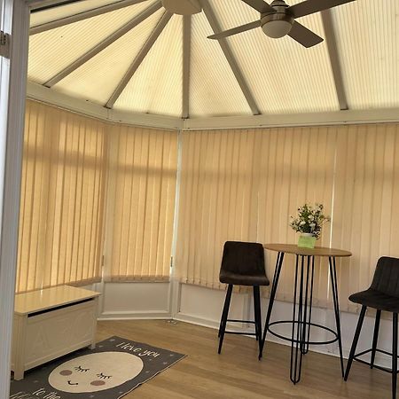 Fresh, Fully Equipped Modern House Can Sleep 5 Kiveton Park Εξωτερικό φωτογραφία