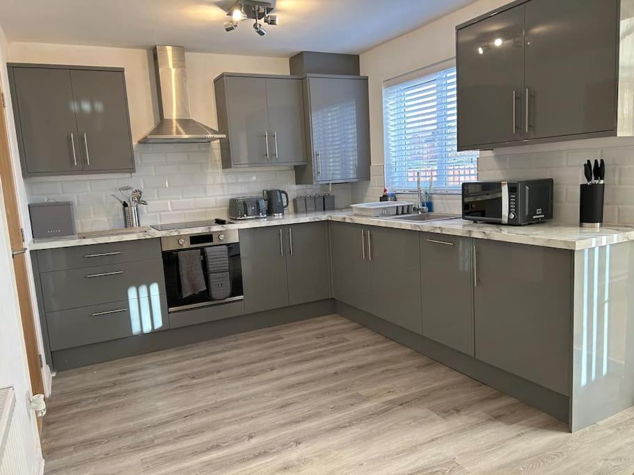 Fresh, Fully Equipped Modern House Can Sleep 5 Kiveton Park Εξωτερικό φωτογραφία