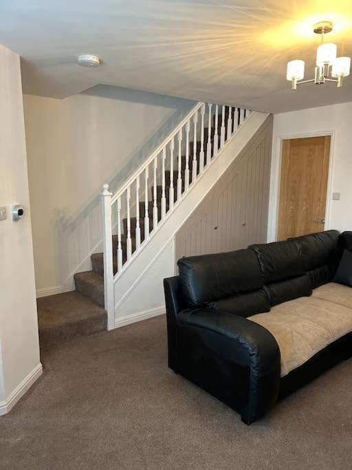 Fresh, Fully Equipped Modern House Can Sleep 5 Kiveton Park Εξωτερικό φωτογραφία